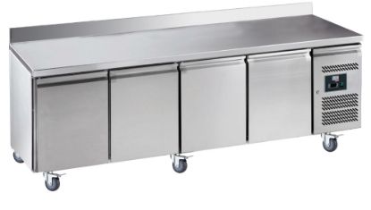 Image de Table réfrigérée 4 portes dessus inox avec dosseret 100 x 20 MM - prof. 700